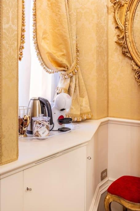 Appartamento Ground Floor Luxe Historic Studio City Centre Bologna Esterno foto