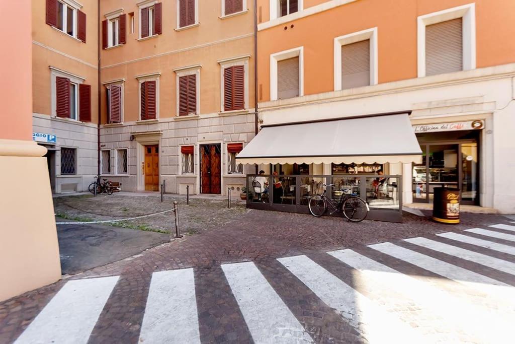 Appartamento Ground Floor Luxe Historic Studio City Centre Bologna Esterno foto